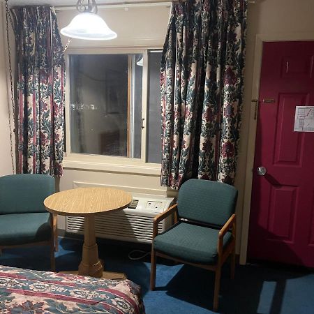 Dollinger'S Motor Inn Albion Extérieur photo