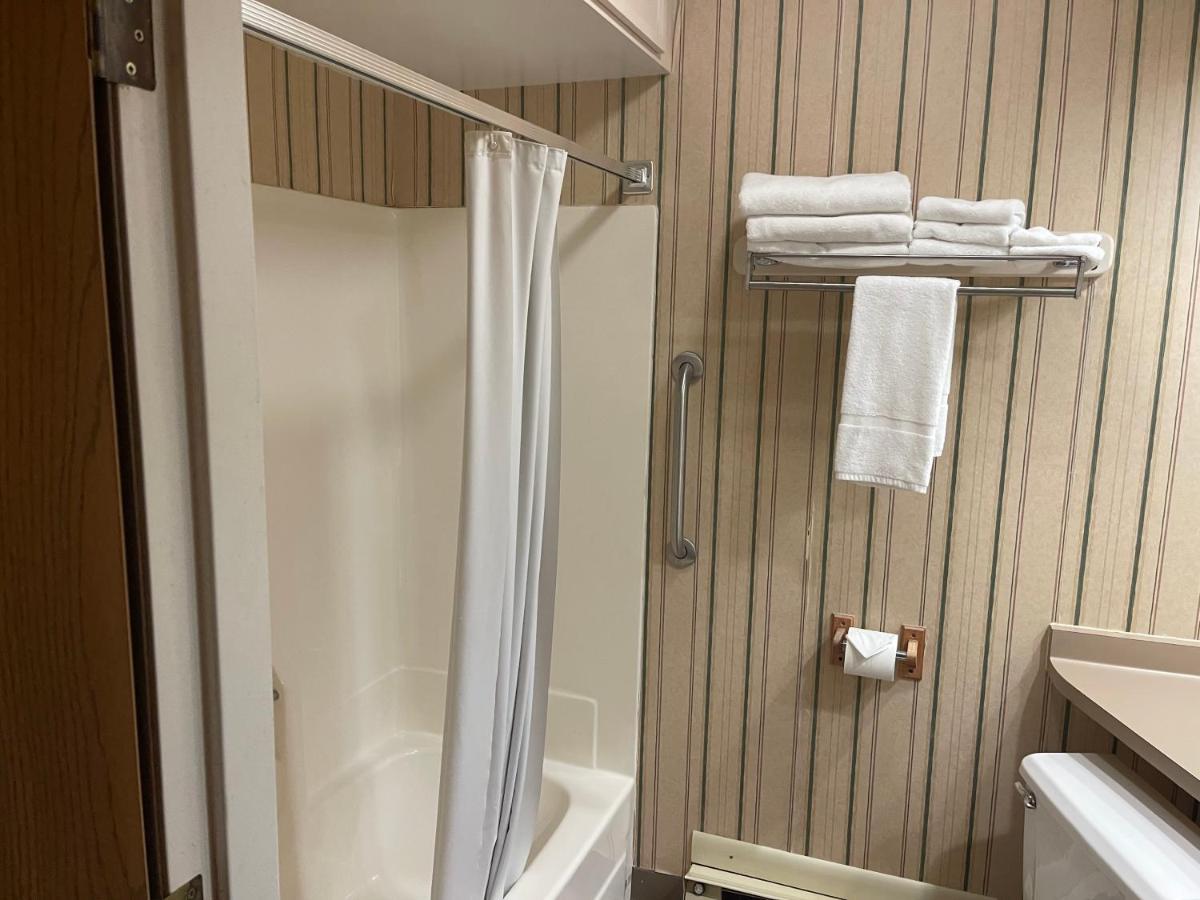 Dollinger'S Motor Inn Albion Extérieur photo